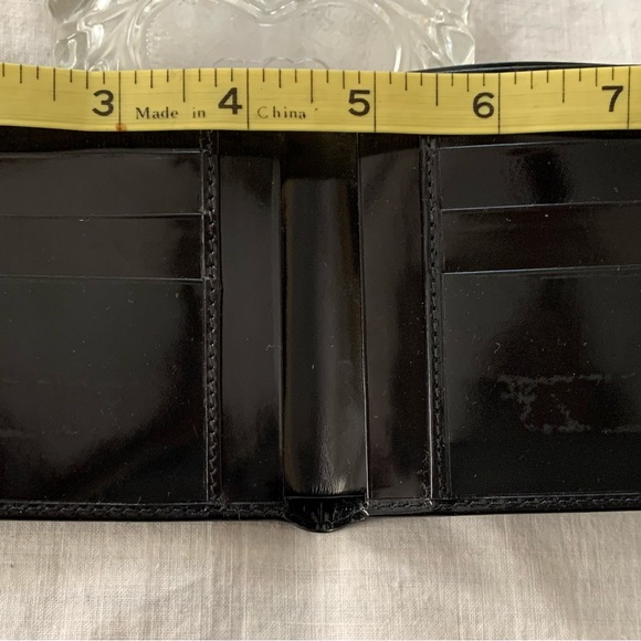 Desmo Patent LeatherMen's
Black Wallet with 6 Credit Card Pockets Bi- Fold Tr - Picture 3 of 6
